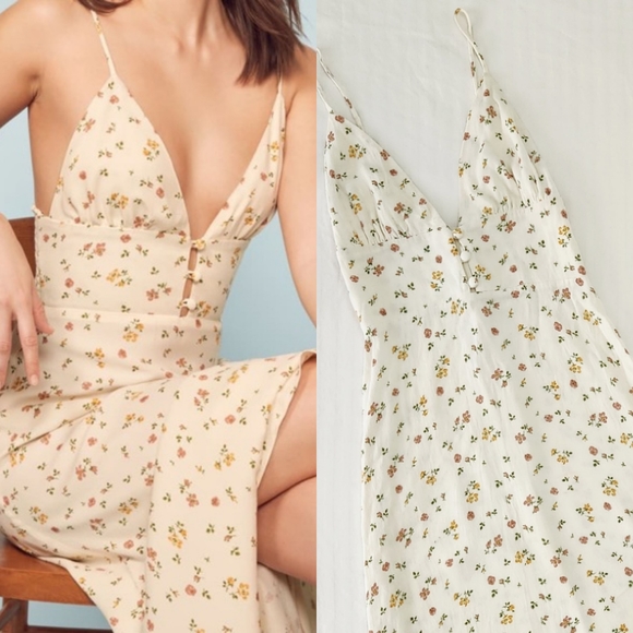 Reformation Dresses & Skirts - Reformation Montague Midi Dress in Bellagio - Size 6 - White Ditsy Floral V-Neck